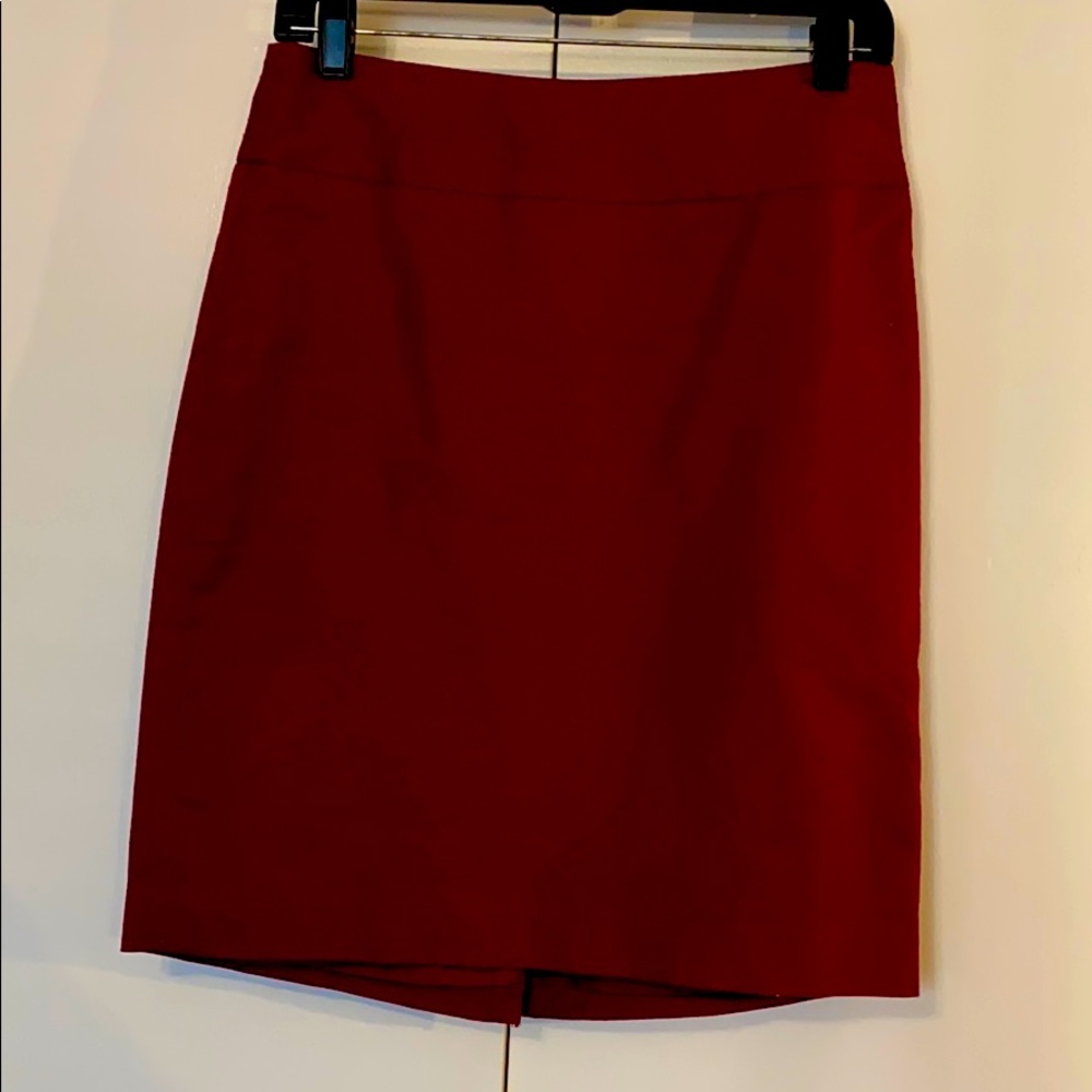 Maroon pencil skirt